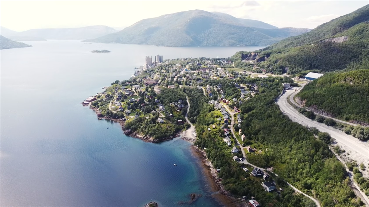 Oversiktsbilde av Kjøpsvik - Klikk for stort bilde